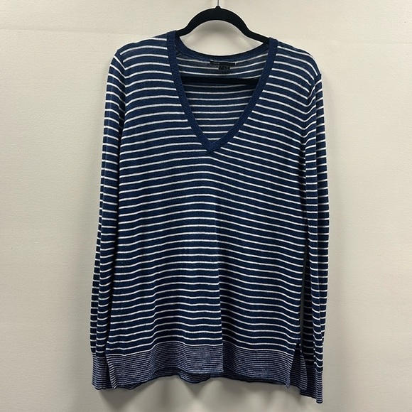 VINCE Womens Blue White Striped Wool Cashmere V-Neck Sweater Sz Large Preppy - Picture 2 of 10